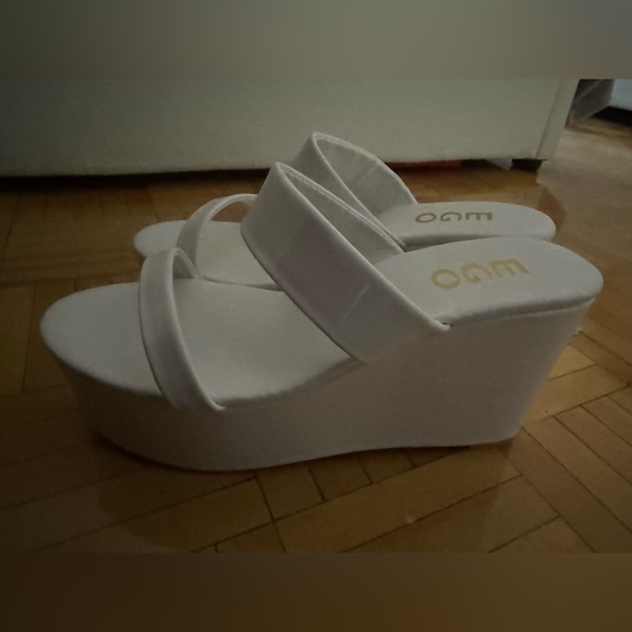 EGO Platform white sandals - Picture 2 of 4